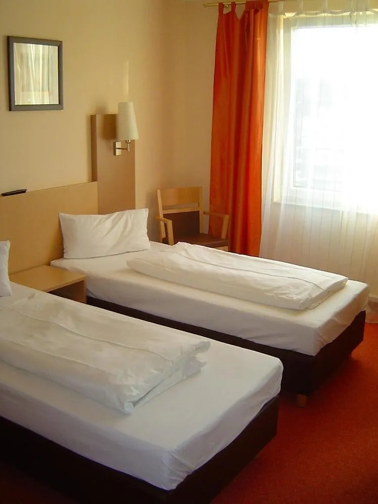 Hotel Petersburg Superior Dusseldorf 3*,  Germany